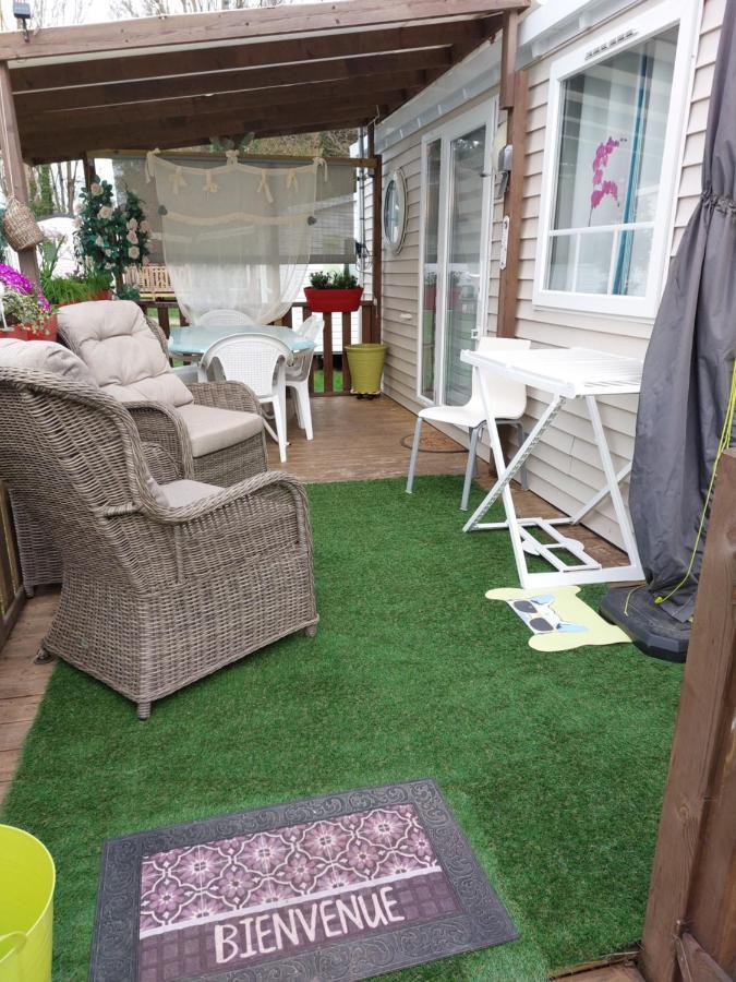 Anne Marie Vous Accueilles Dans Son Logement Familiale Pour 6 Personnes 3 Chambres Confortable Proche D Europa Park A Boofzheim Dans Camping 3 Etoiles Exterior foto